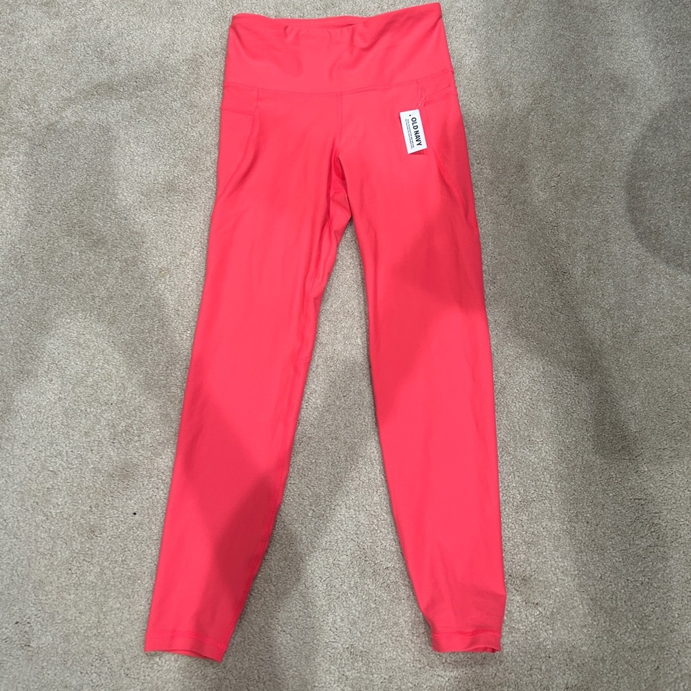 NWT Old Navy Power Soft High rise leggings Medium